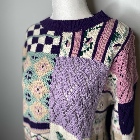Vintage Cottagecore Floral Knit Purple Sweater - Picture 3 of 7